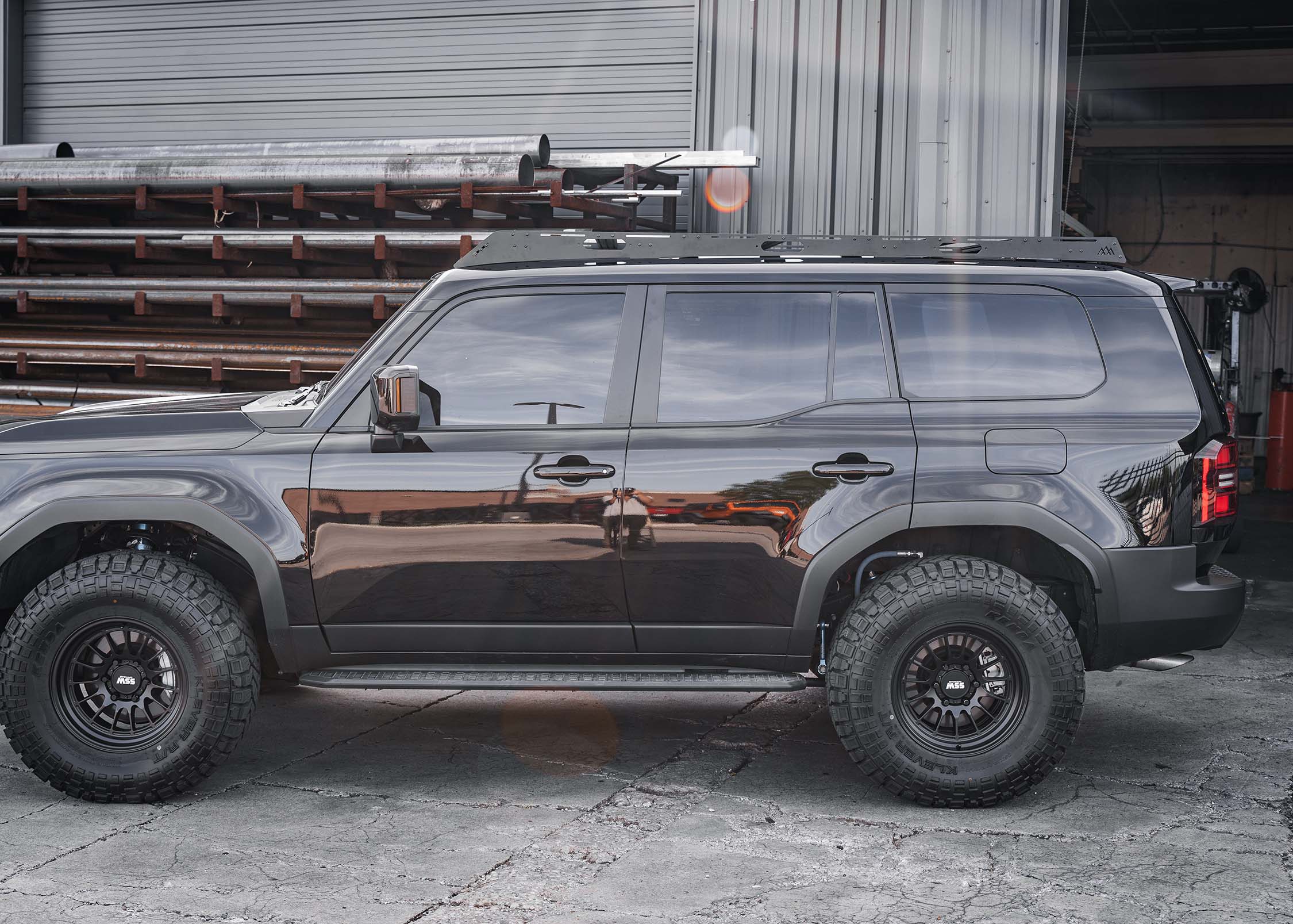 Toyota Land Cruiser 250 Series (2024+) DRIFTR Roof Rack